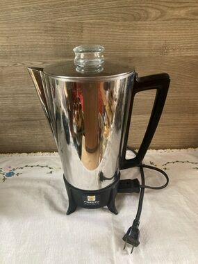 Vintage Presto Super Speed Coffee Percolator with glass Knob